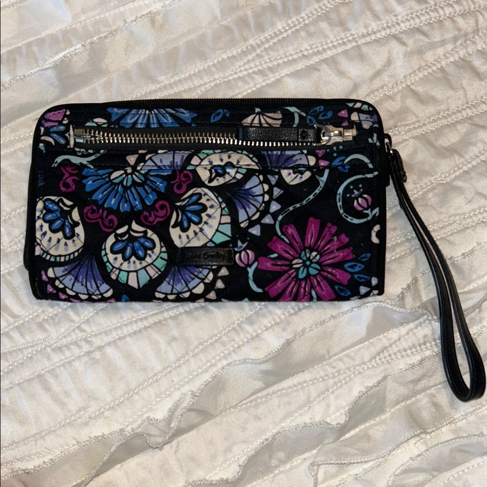 Vera Bradley Black Blue White and purple Floral Wristlet wallet